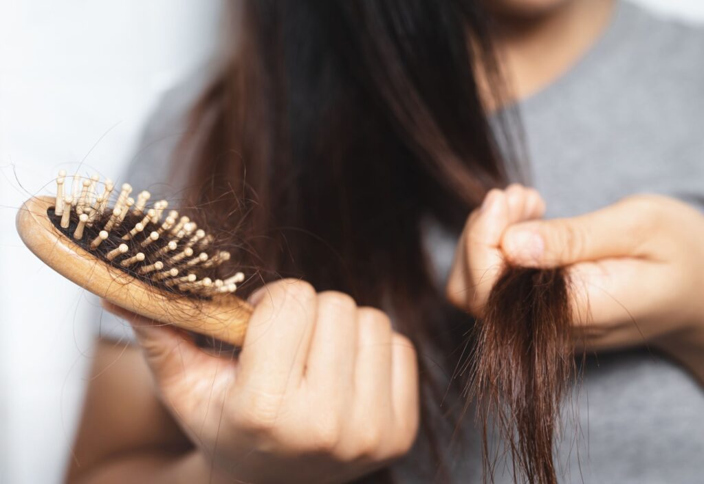 How to Stop Hair Fall Naturally at Home